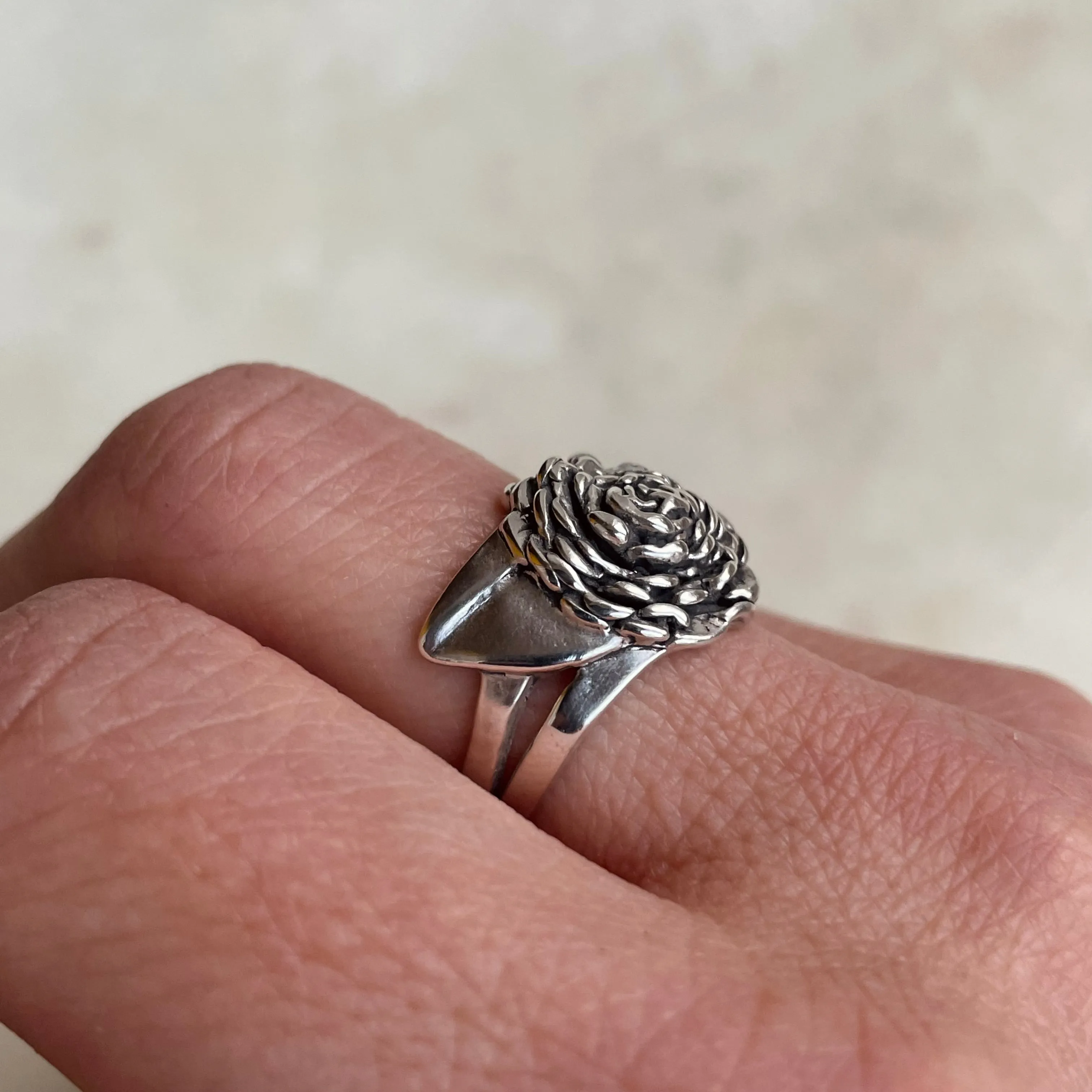 CAMELLIA RING