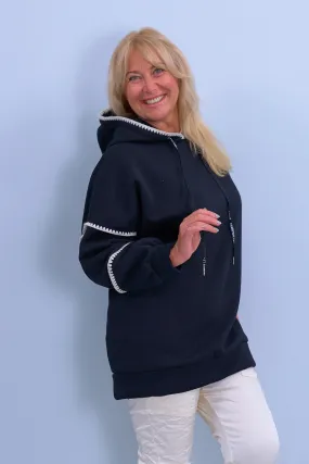 Hoodie mit außenliegenden Nähten, schwarz