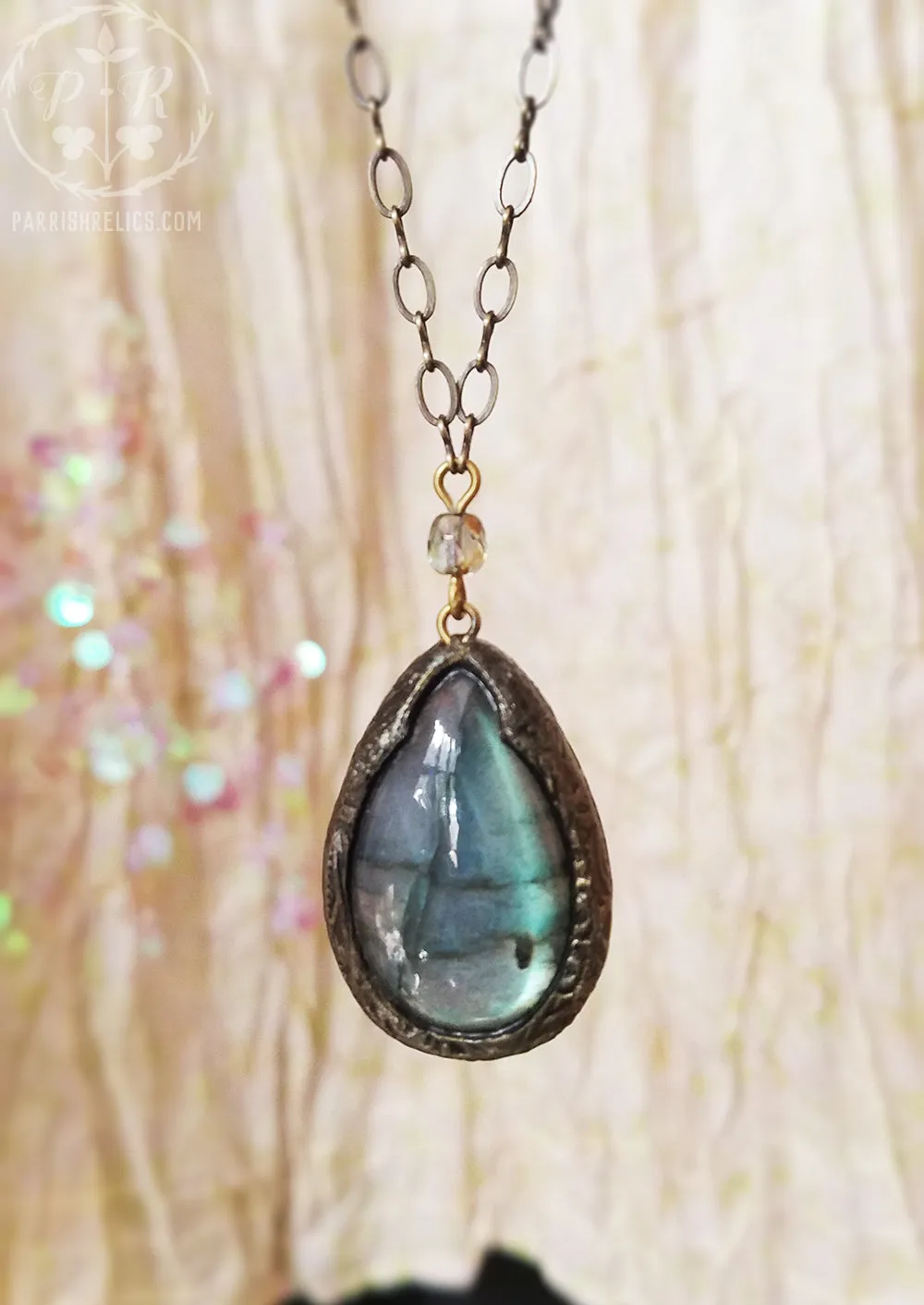 Laguna di Venezia ~ Gothic Arch Labradorite Amulet