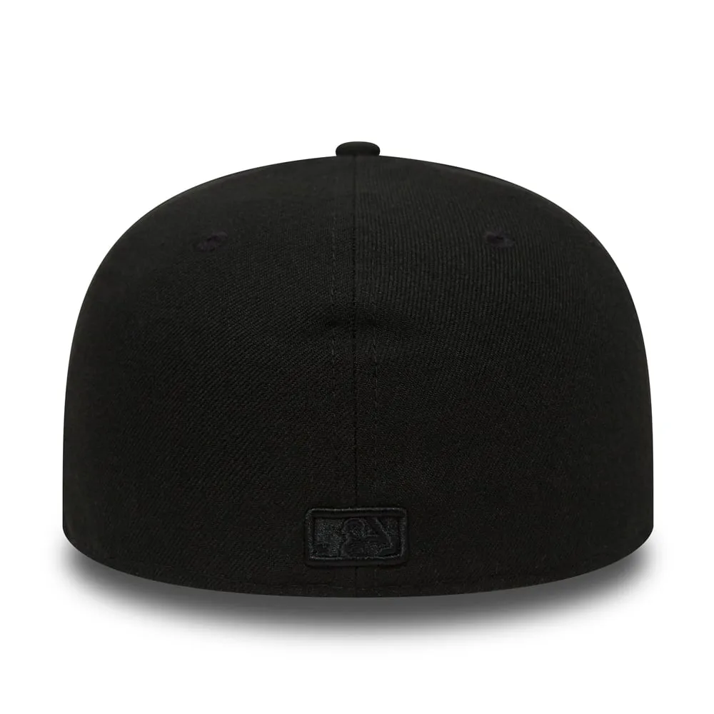 NEW ERA New York Yankees Black on Black 59FIFTY Fitted Cap