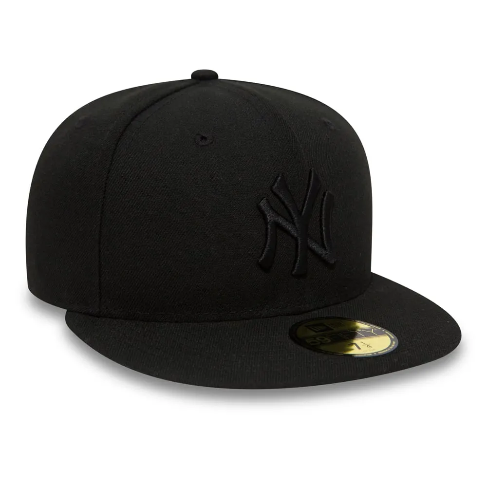 NEW ERA New York Yankees Black on Black 59FIFTY Fitted Cap