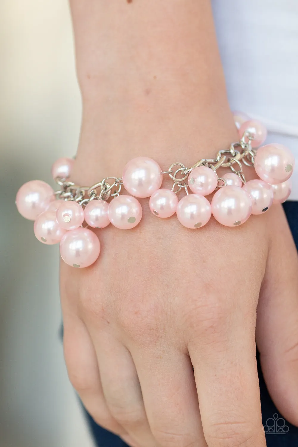 Paparazzi Accessories  - Girls in Pearls #B220 Peg - Pink Bracelet