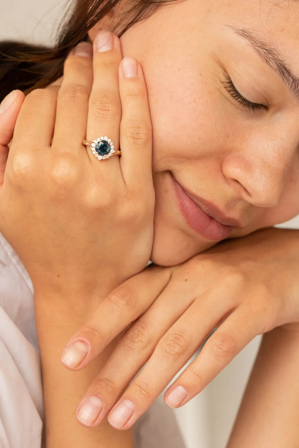 READY TO SHIP: Florentina ring in 14K rose gold, natural sapphire 8 mm, moissanites, AVAILABLE RING SIZES: 6-8US